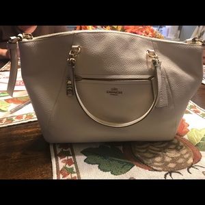 COACH Winter White Super Soft Leather Purse!!!!